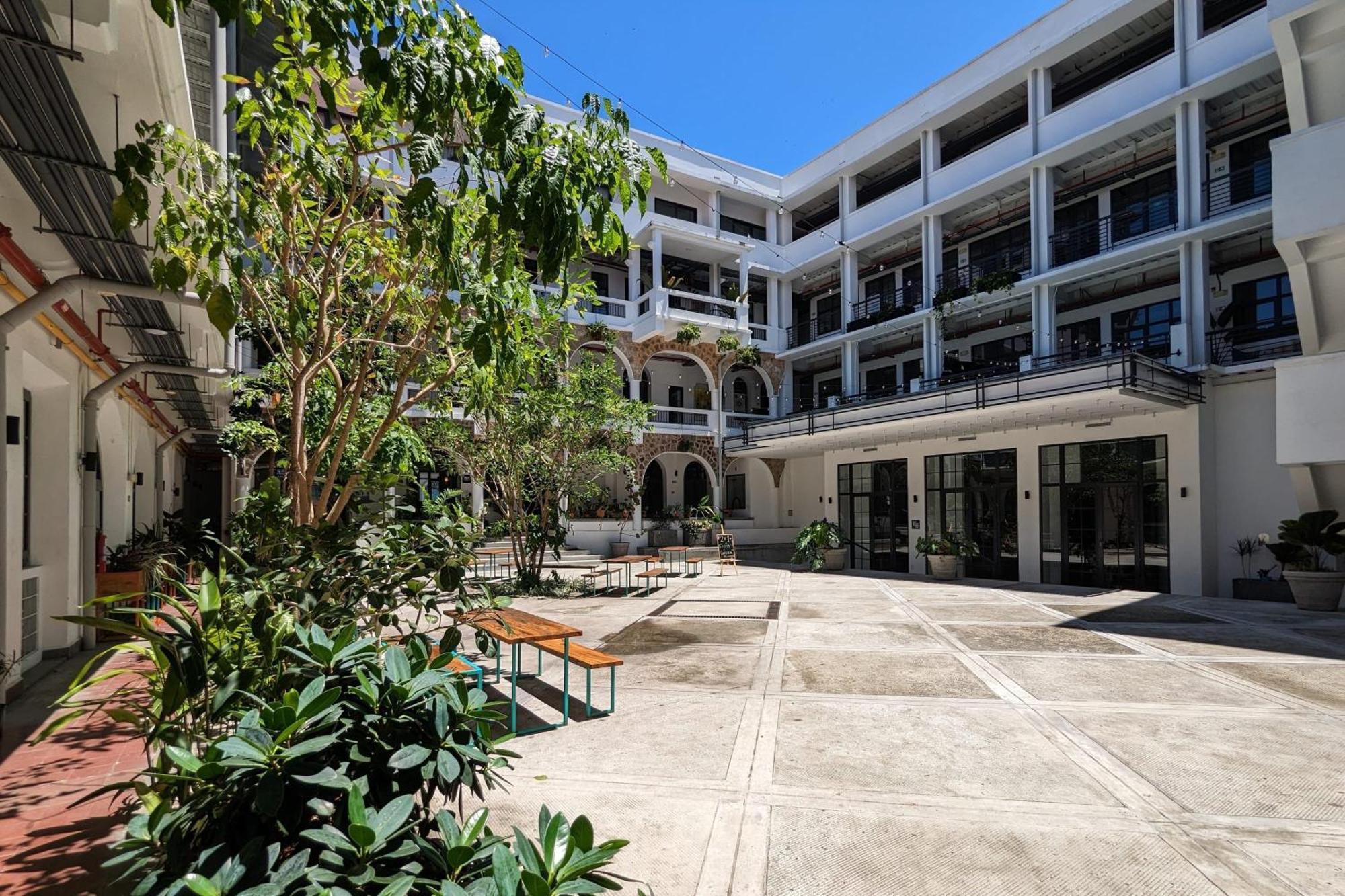 Radiant Loft In Santa Ana, Casco Viejo Apartment