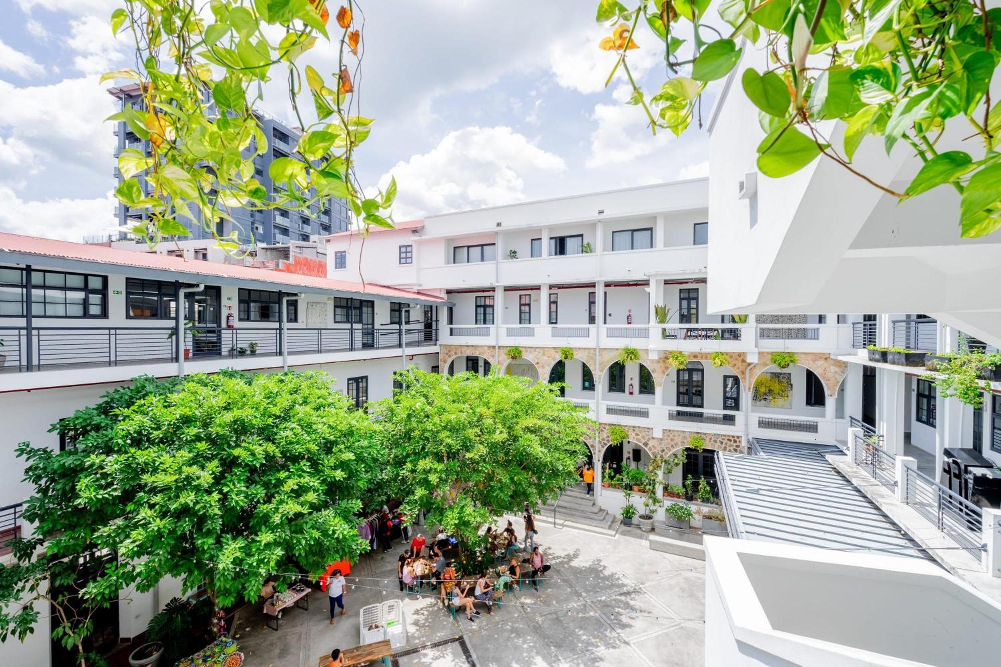 Radiant Loft In Santa Ana, Casco Viejo